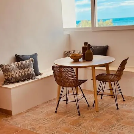 Charming Penthouse With Stunning Seaview