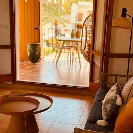 Διαμέρισμα Charming Penthouse With Stunning Seaview